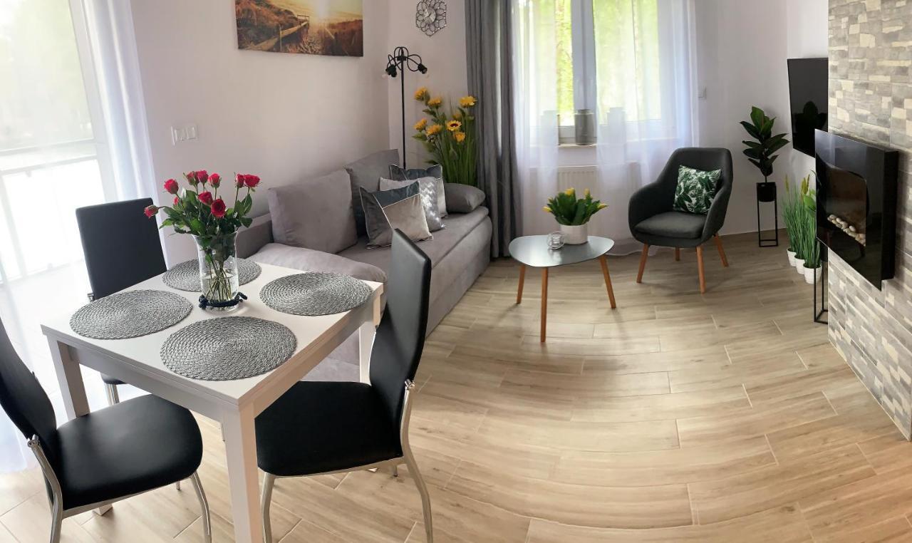 Apartament Sloneczny Mielno - 365Pamアパートメント エクステリア 写真